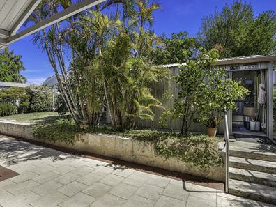 165 Bridgewater Drive, Kallaroo WA 6025