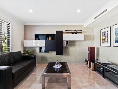 4 Televise Crescent, Dianella WA 6059