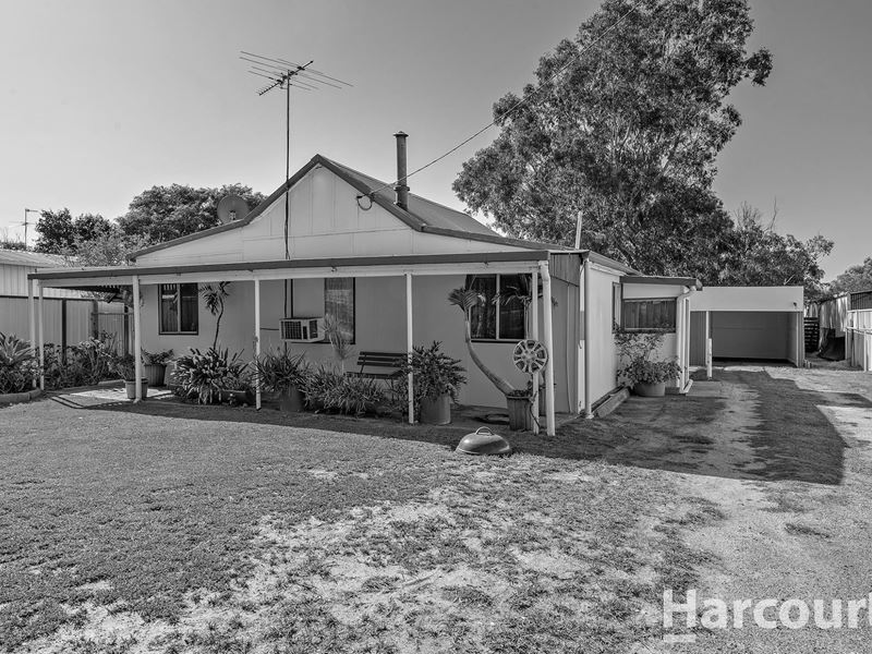 4 George Beacham Way, Pinjarra WA 6208