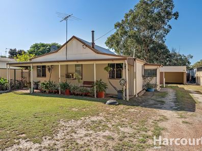 4 George Beacham Way, Pinjarra WA 6208