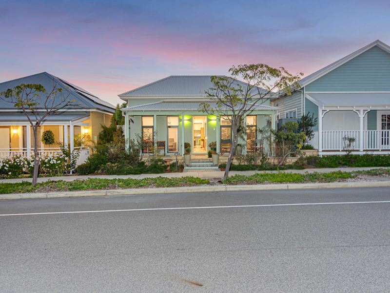 14 Swimmer Terrace, Jindalee WA 6036