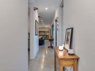 14 Swimmer Terrace, Jindalee WA 6036