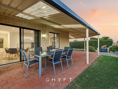 27 Beaumarks Court, Mindarie WA 6030