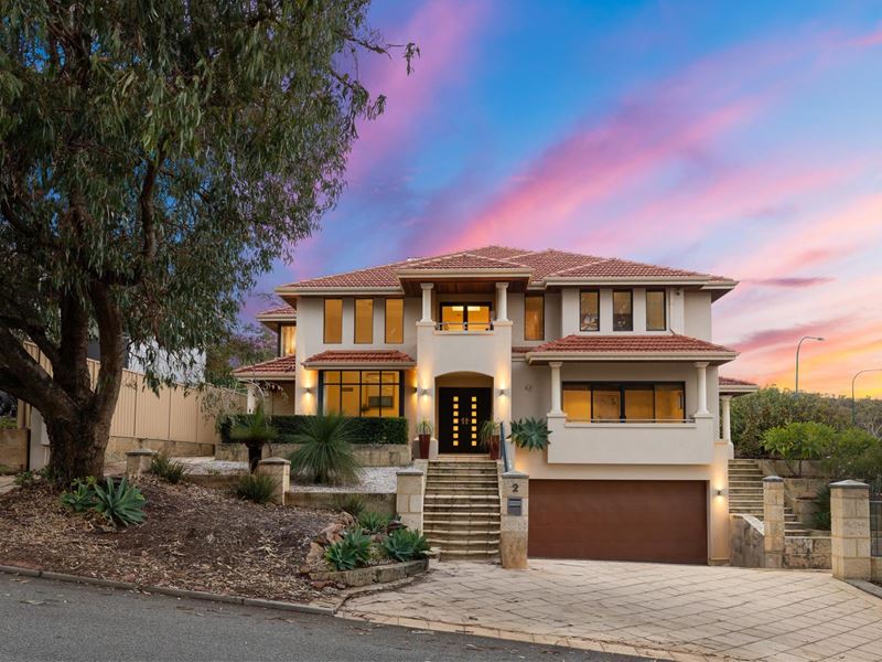 2 Teslin Road, Mount Claremont