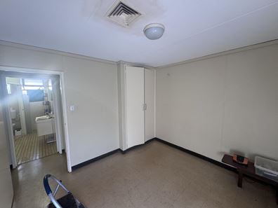 16 Gregory Avenue, Newman WA 6753