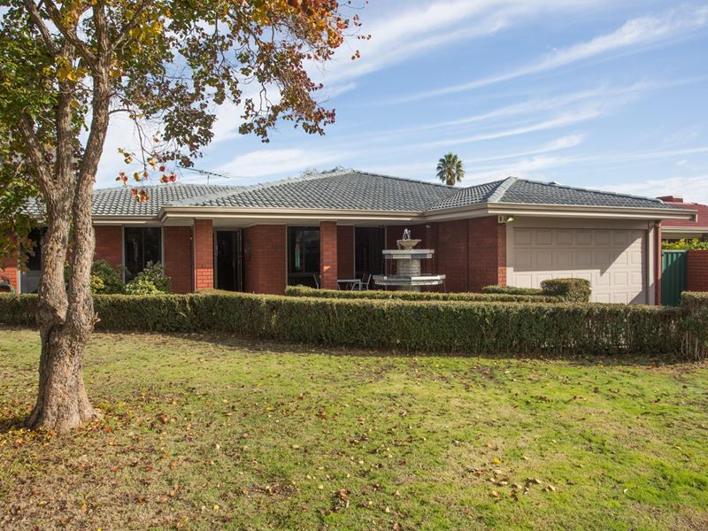 31 Rosmead Avenue, Beechboro WA 6063
