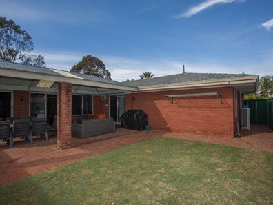 31 Rosmead Avenue, Beechboro WA 6063
