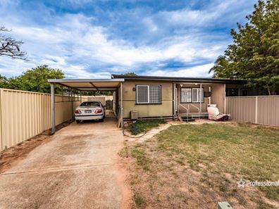 16A & B Diosma Street, Rangeway WA 6530