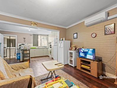 16A & B Diosma Street, Rangeway WA 6530
