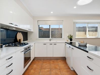 6 DARNLEY AVENUE, Greenwood WA 6024