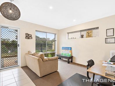 5 Brentford Parade, Wellard WA 6170
