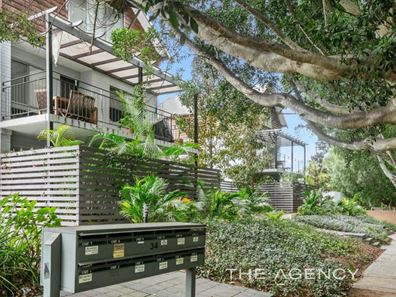 4/34 Cunningham Terrace, Daglish WA 6008