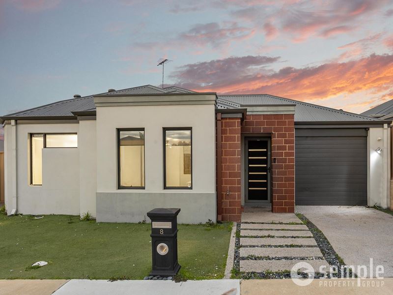 8 Packer Rise, Hammond Park WA 6164