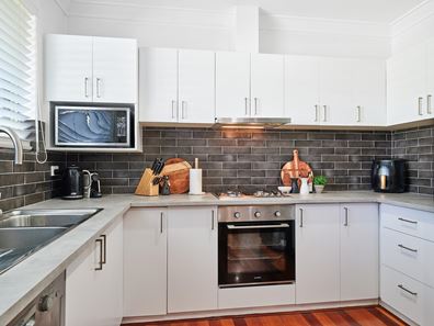 17 Duke Street, Karrinyup WA 6018