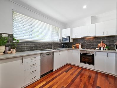 17 Duke Street, Karrinyup WA 6018