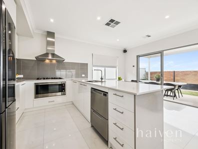 65 LONGFORD ROAD, Beaconsfield WA 6162