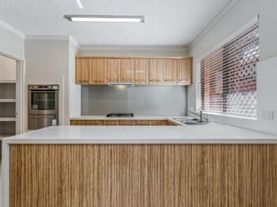 2/1 Chatsworth Terrace, Claremont WA 6010