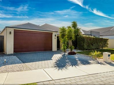 36 Claremorris Parkway, Butler WA 6036
