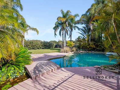 13 Chesham Mews, Canning Vale WA 6155