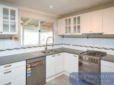 20 Walter Road, Bridgetown WA 6255