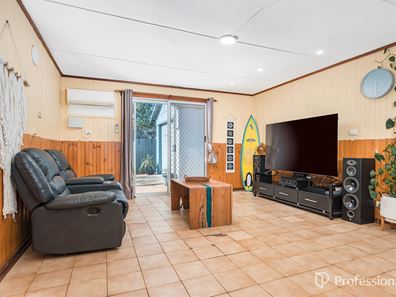 113 Whitehill Road, Drummond Cove WA 6532