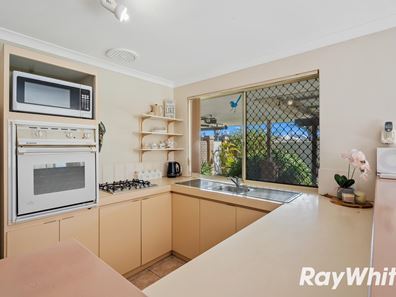 1/1 Emperor Court, Wannanup WA 6210