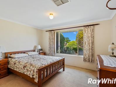 1/1 Emperor Court, Wannanup WA 6210
