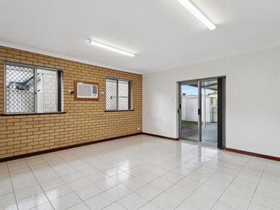12 Belfast, Morley WA 6062