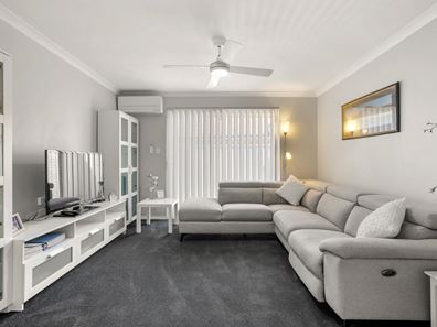 5 Riaza Parkway, Port Kennedy WA 6172