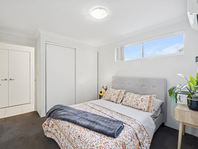 2/190 Gabriel Street, Cloverdale WA 6105