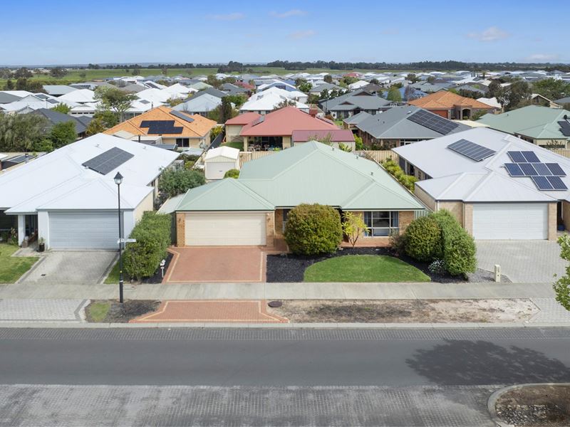 158 Aurelian Avenue, Yalyalup WA 6280