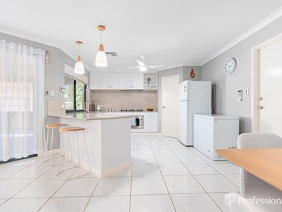 6 Mallee Court, Mount Tarcoola WA 6530