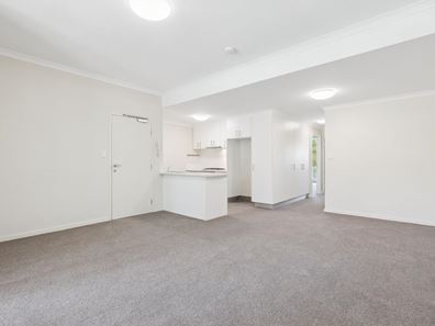 7/34 Malata Crescent, Success WA 6164