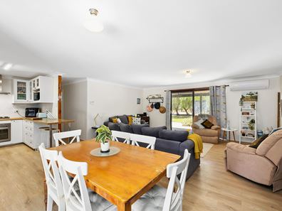 24 Beacon Road, Lancelin WA 6044