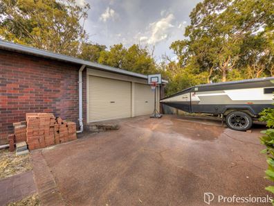 5 Moran Road, Kalamunda WA 6076
