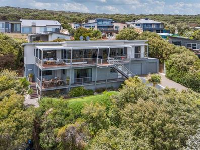 8 Lesueur Place, Gnarabup WA 6285