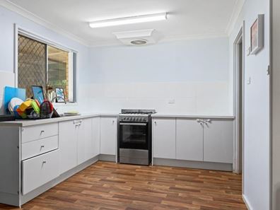 93 Rifle Range Road, Rangeway WA 6530