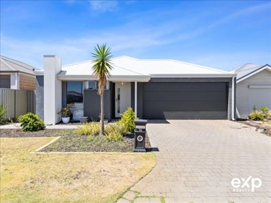 16 Harvey Crescent, South Yunderup WA 6208