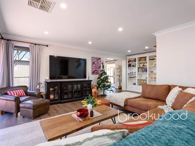 457 Morrison Road, Swan View WA 6056