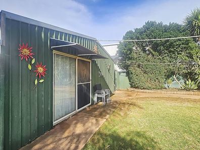 39 Hopkins Street, South Boulder WA 6432