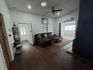 155 Albany  Highway, Kojonup WA 6395