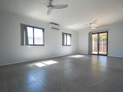 13 Minderoo Avenue, South Hedland WA 6722