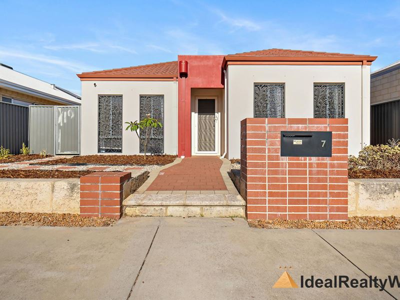 7 Dennart Street, Caversham WA 6055
