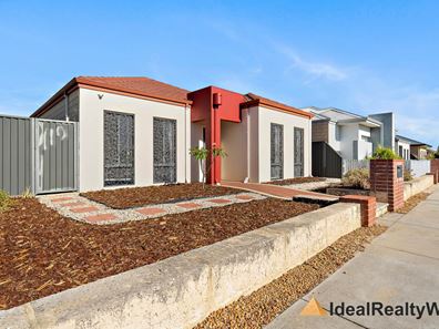 7 Dennart Street, Caversham WA 6055