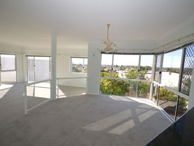 7 Bomaria Mews, Halls Head WA 6210