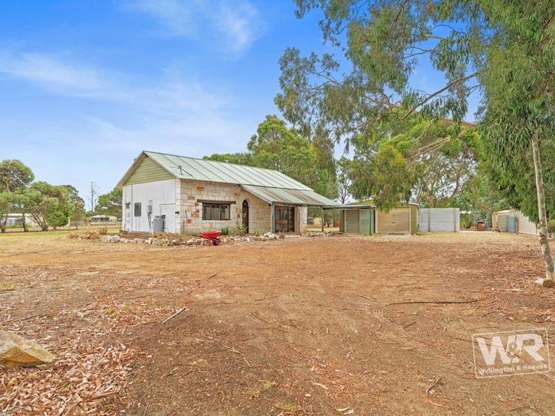 21 Mills Street, Mount Barker WA 6324
