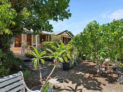 15 Orange Valley Road, Kalamunda WA 6076