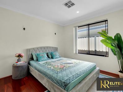 23 Torino Crescent, Piara Waters WA 6112