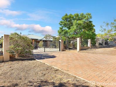 20 Richon Heights, Mount Richon WA 6112