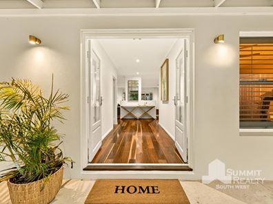 10 Dunmow Rise, Gelorup WA 6230